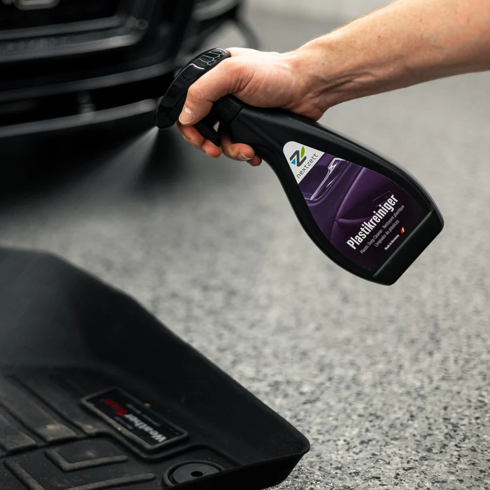 Plastic Deep Cleaner – Heavy Duty Interior Cleaner 338 oz (10 liters) - Image 6